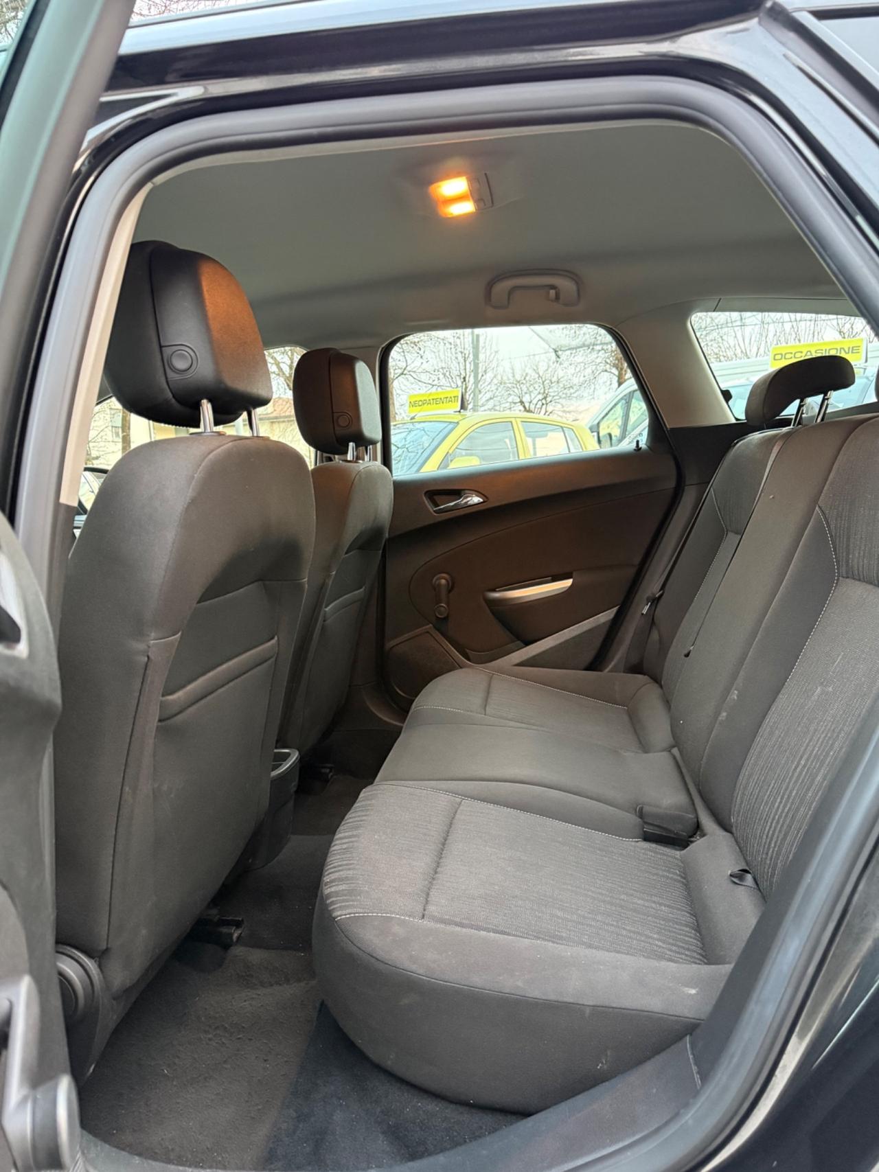 Opel Astra 1.7 CDTI 110CV Sports Tourer Cosmo