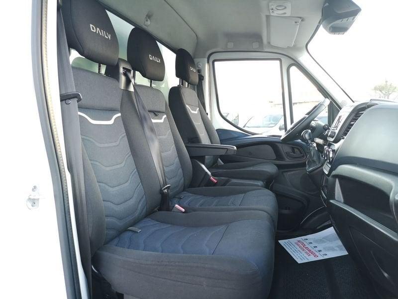 Iveco Daily 35C14 2.3 HPT PM centinato