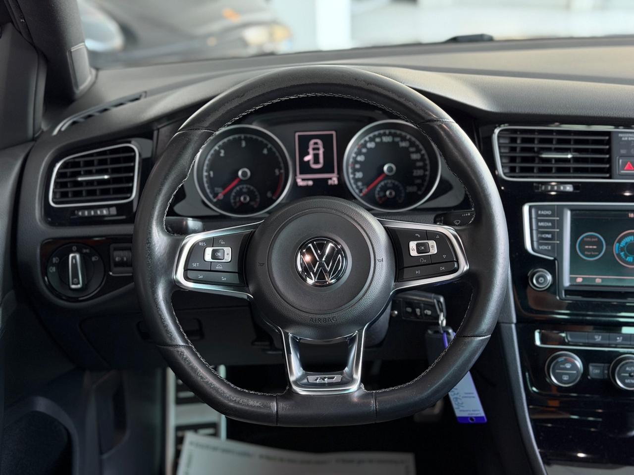 Volkswagen Golf 1.6 TDI 110 CV EURO6 R-LINE