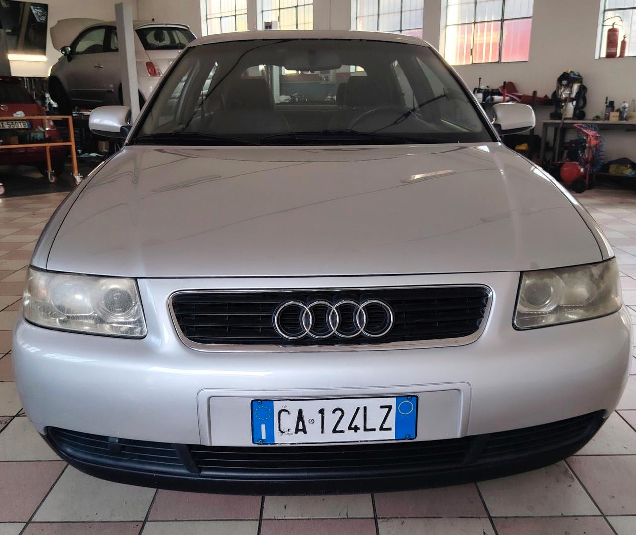 Audi A3 1.9 TDI/110 CV cat 3p. Attraction