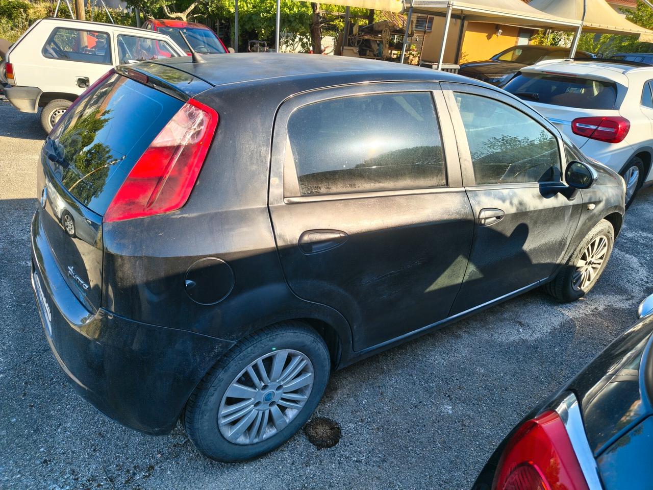 Fiat Grande Punto 1.3 MJT 75 CV 5 porte Dynamic