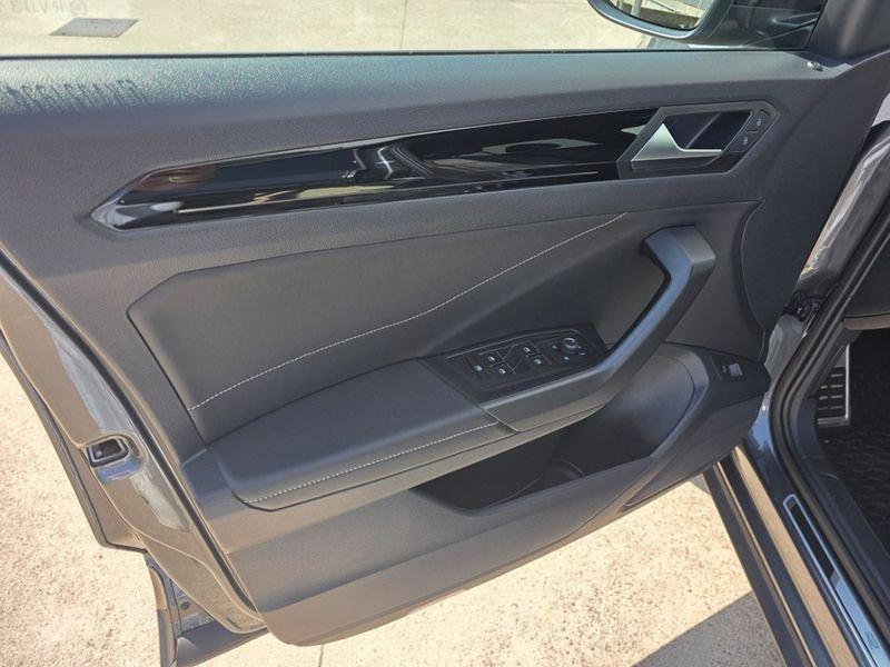 Volkswagen T-Roc 1.0 TSI R-Line