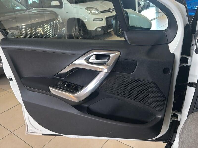 Peugeot 2008 BlueHDi 120 S&S Allure