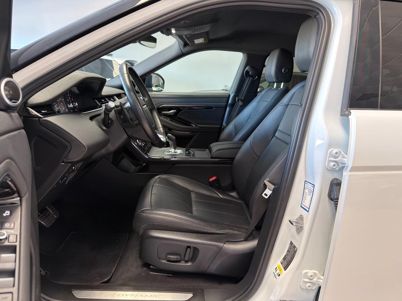 Land Rover Range Evoque 2.0D I4-L.Flw 150CV AWD Auto R-Dynamic SE