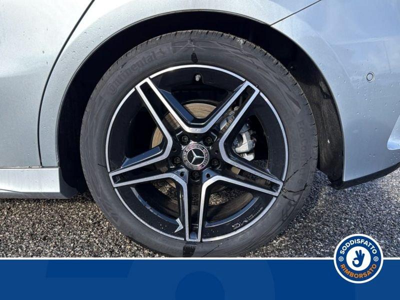 Mercedes-Benz Classe A 180d Automatic AMG Line Premium