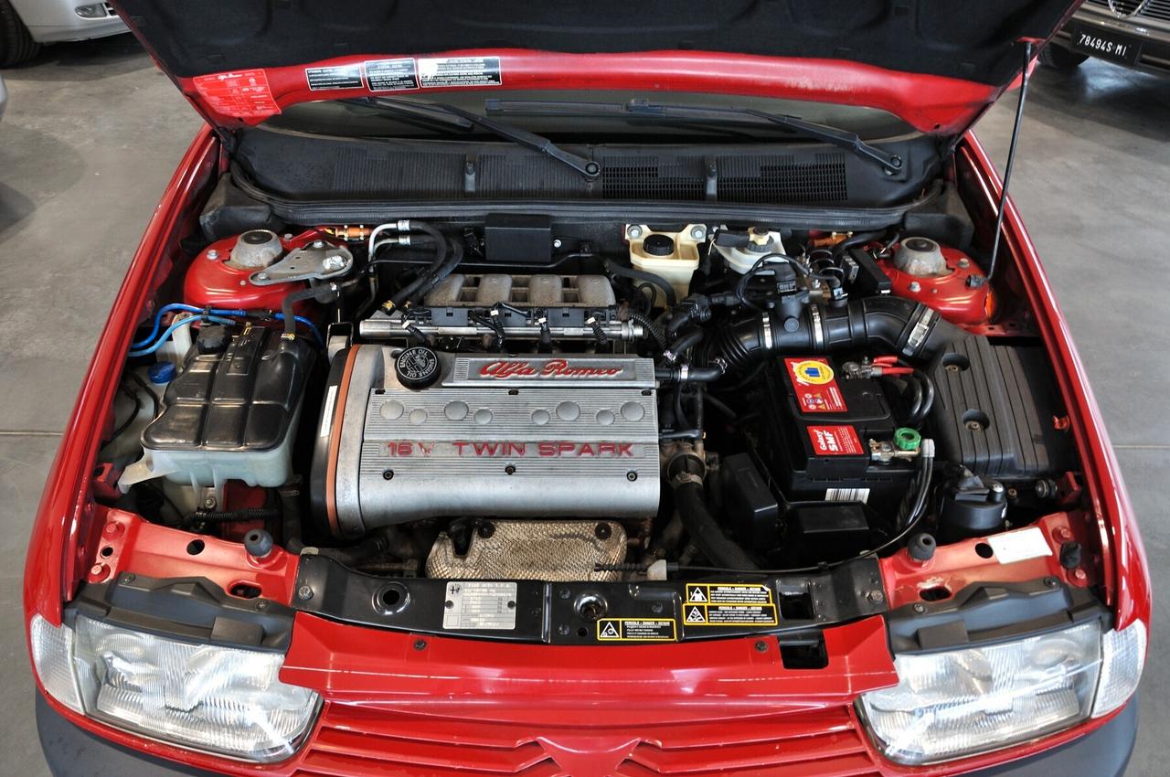 Alfa Romeo 145 2.0i 16V Twin Spark cat Quadrifoglio