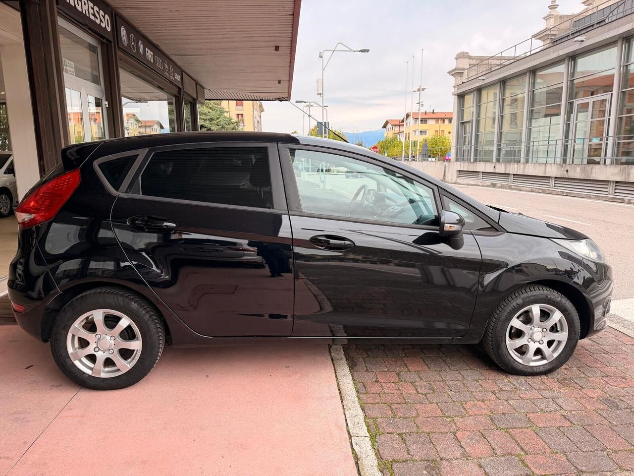 Ford Fiesta+ 1.2 82CV 5 porte