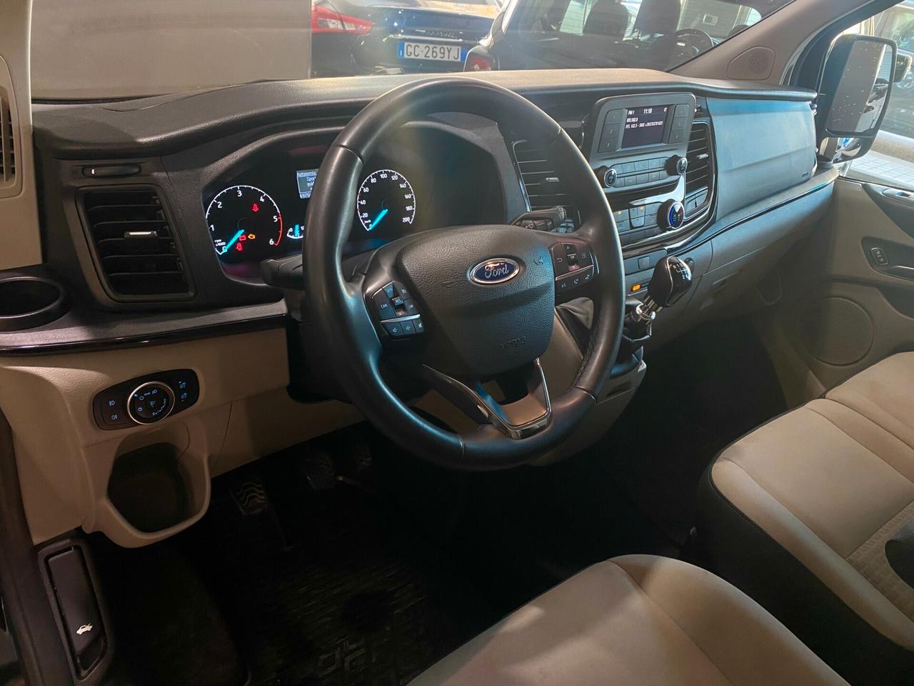 Ford Tourneo Custom 9p 320 2.0 tdci 105cv Trend-2023