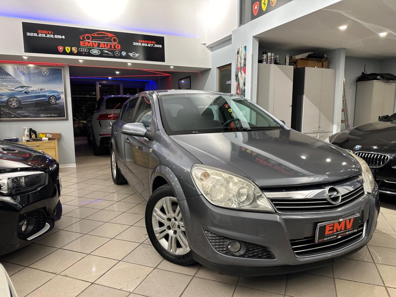 Opel Astra 1.7 CDTI 101cv 5 porte Cosmo