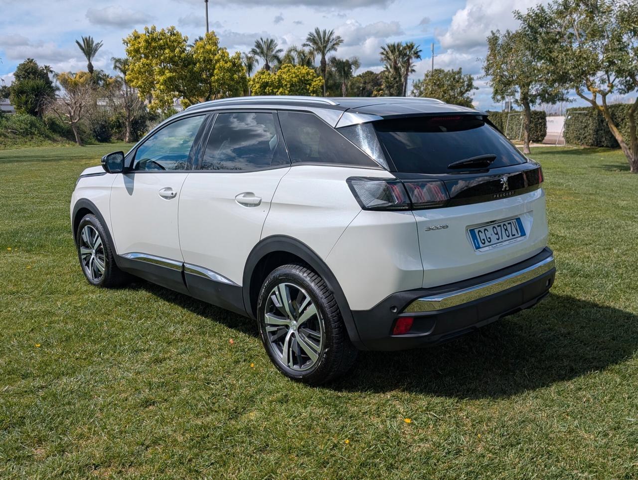 Peugeot 3008 BlueHDi 130 S&S EAT8 Allure