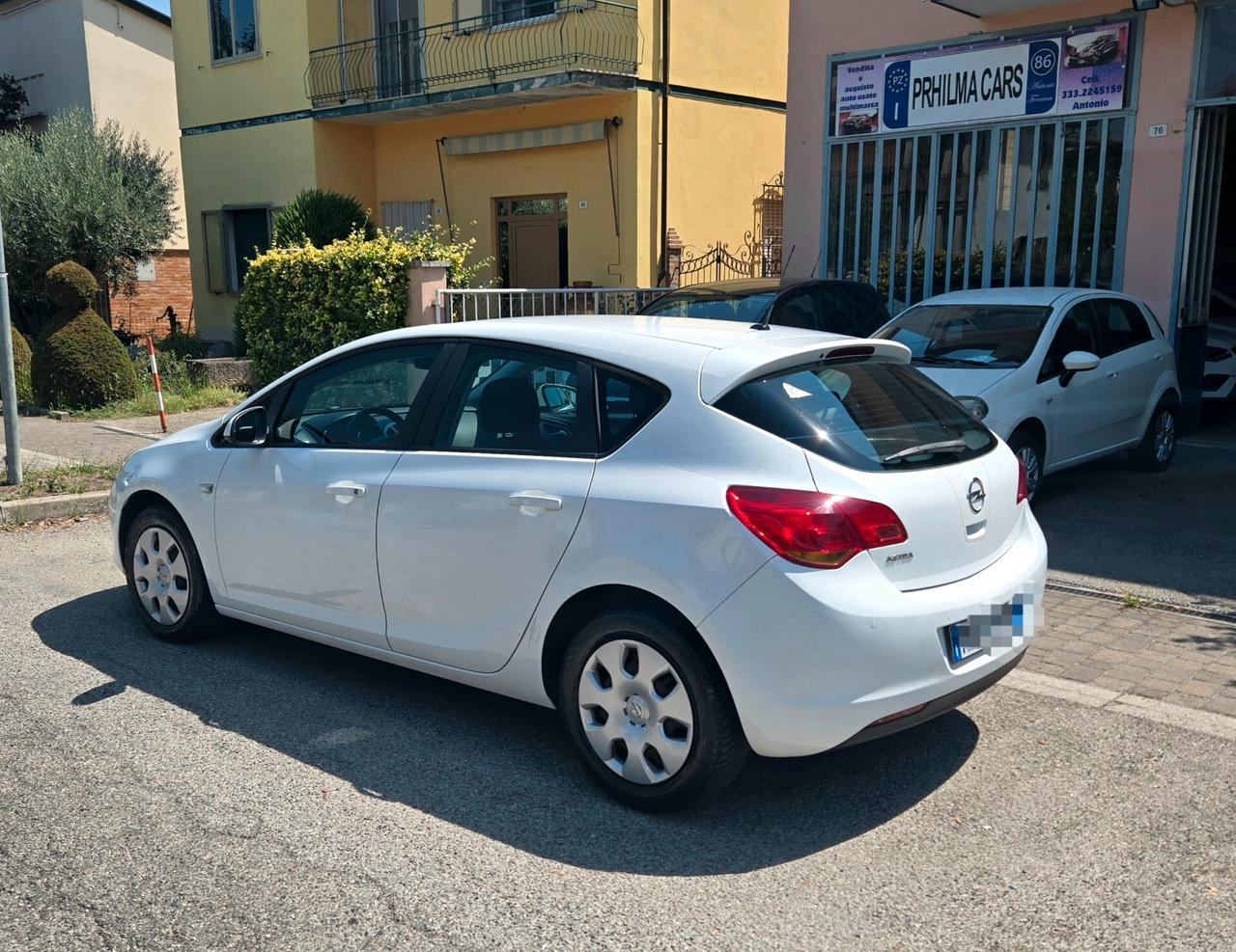 Opel Astra 1.4 16V Twinport 5 porte Enjoy