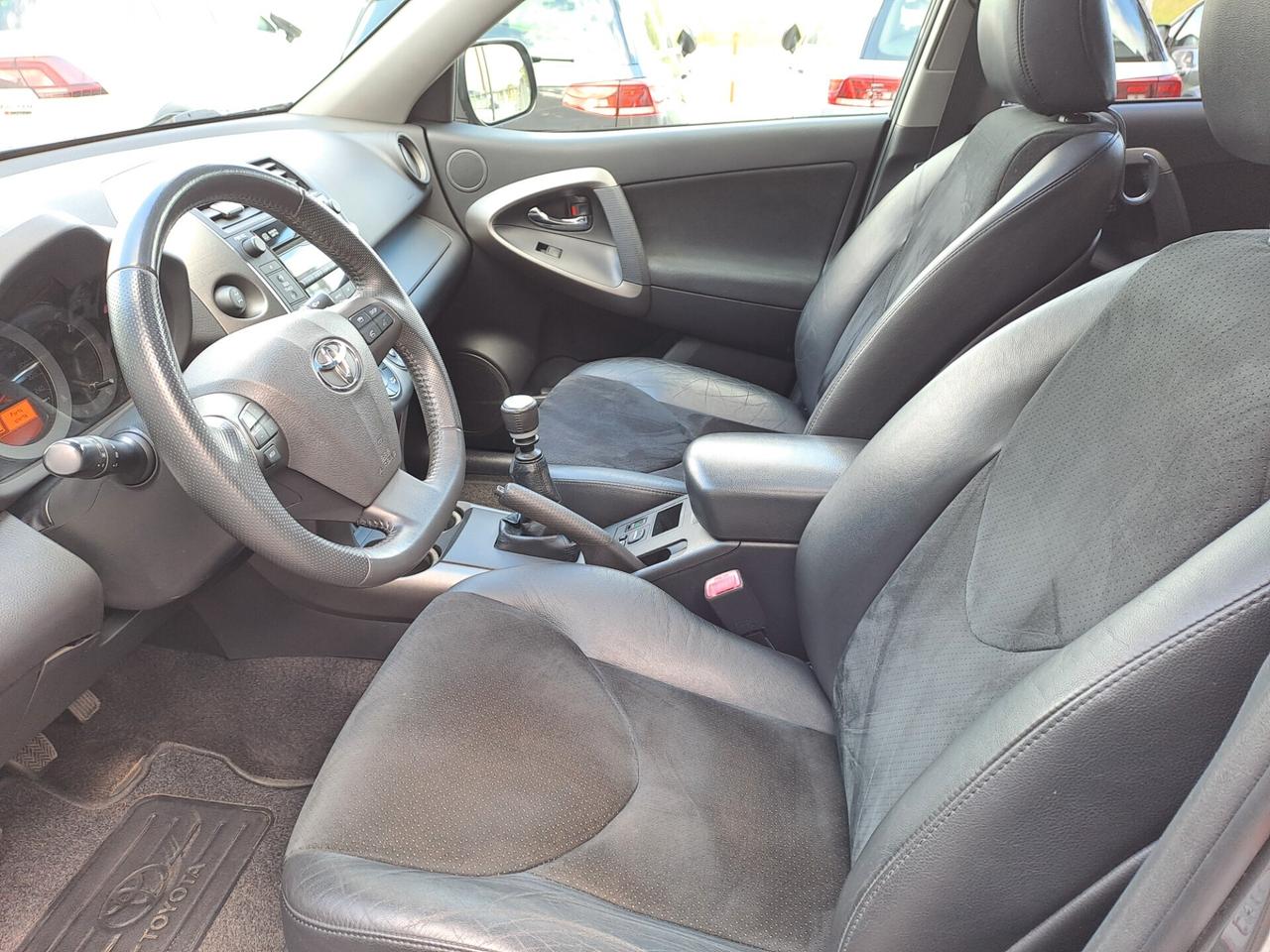 Toyota RAV4 2.2 D-4D 150 CV Exclusive 4x4