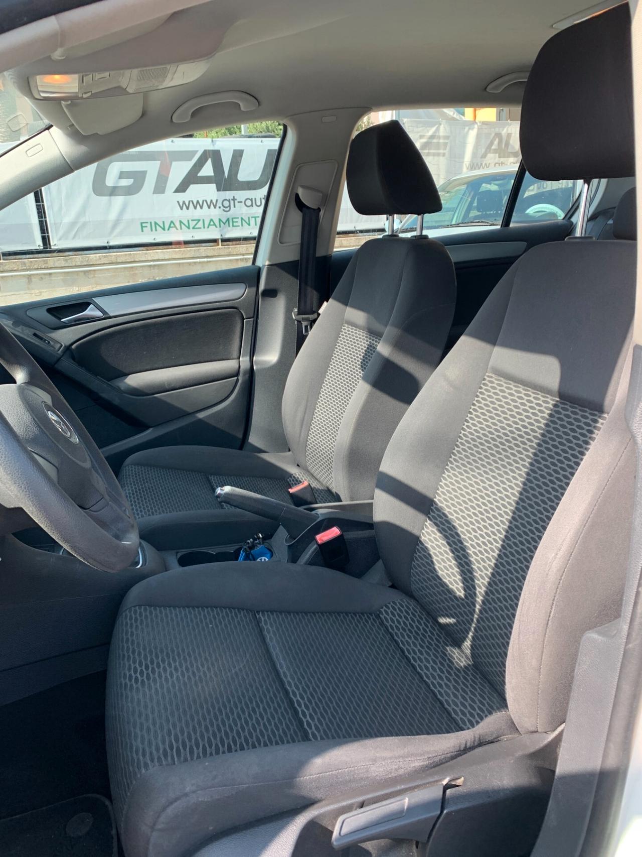 Volkswagen Golf 5P. 1.6 GPL