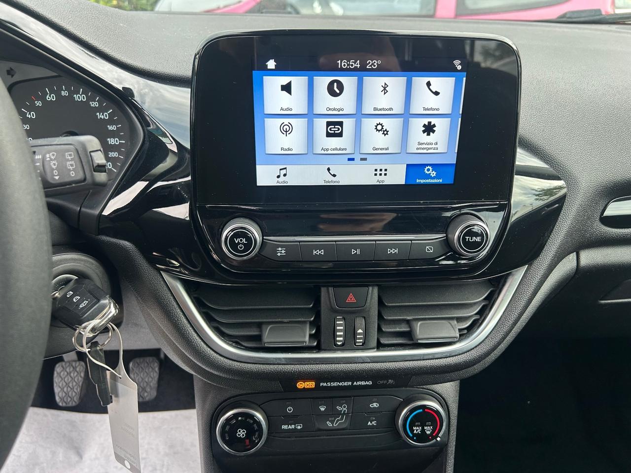 Ford Fiesta 1.1 5P *70000KM*NEOPATENTATI