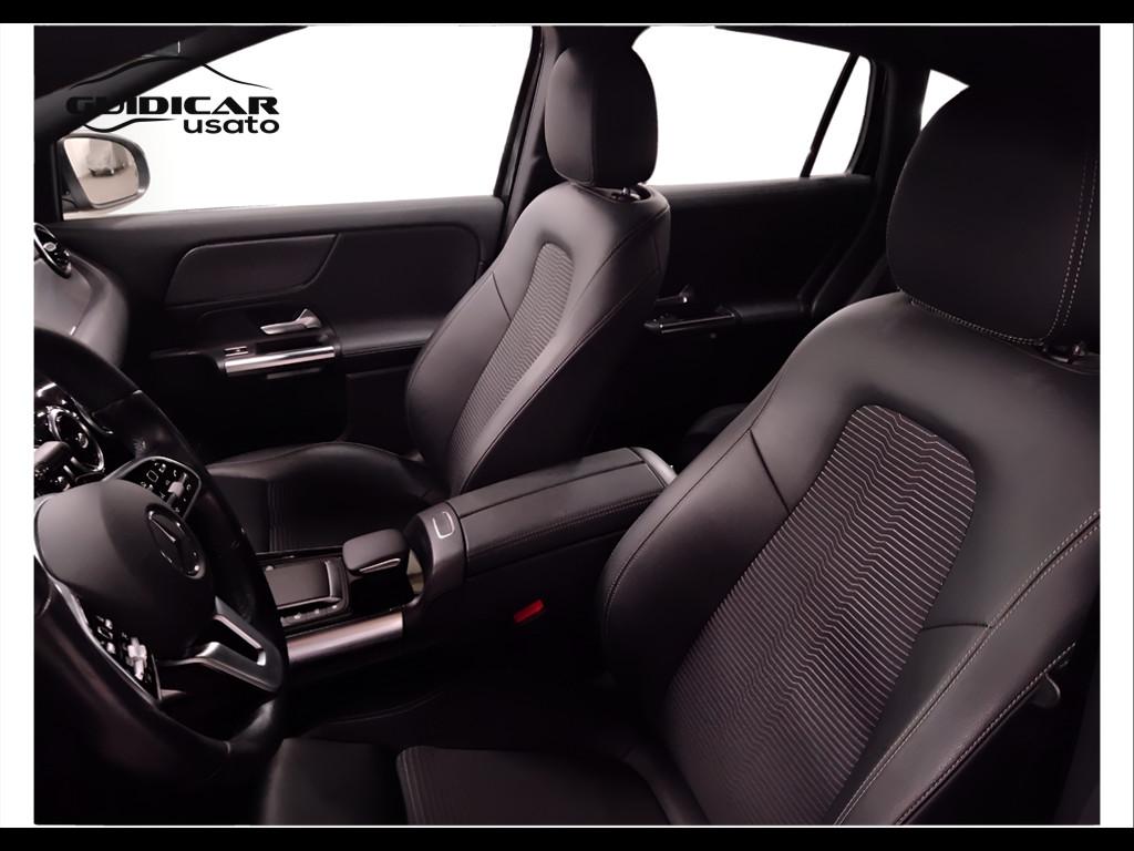Mercedes-Benz GLA-H247 2020 - GLA 180 d Sport Plus auto