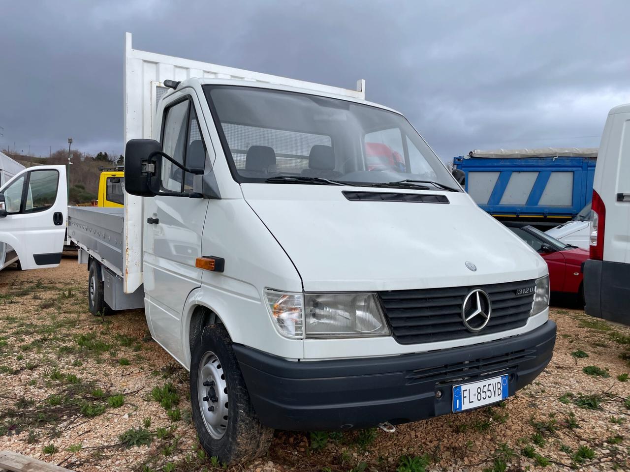 Mercedes Benz 312 cdi