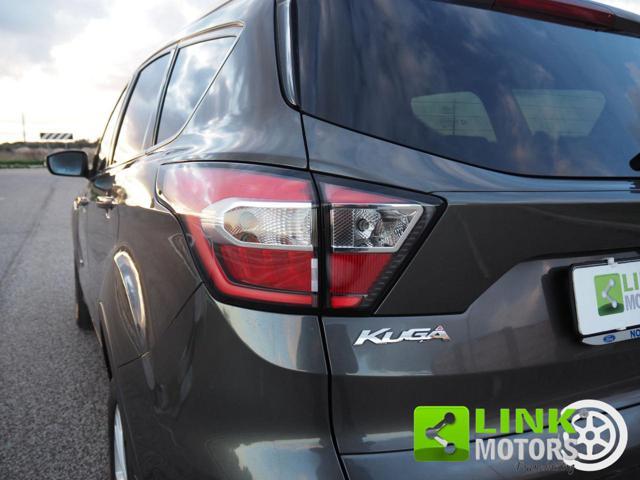 FORD Kuga 2.0 TDCI 150 CV 4WD Powershift ST-Line Business