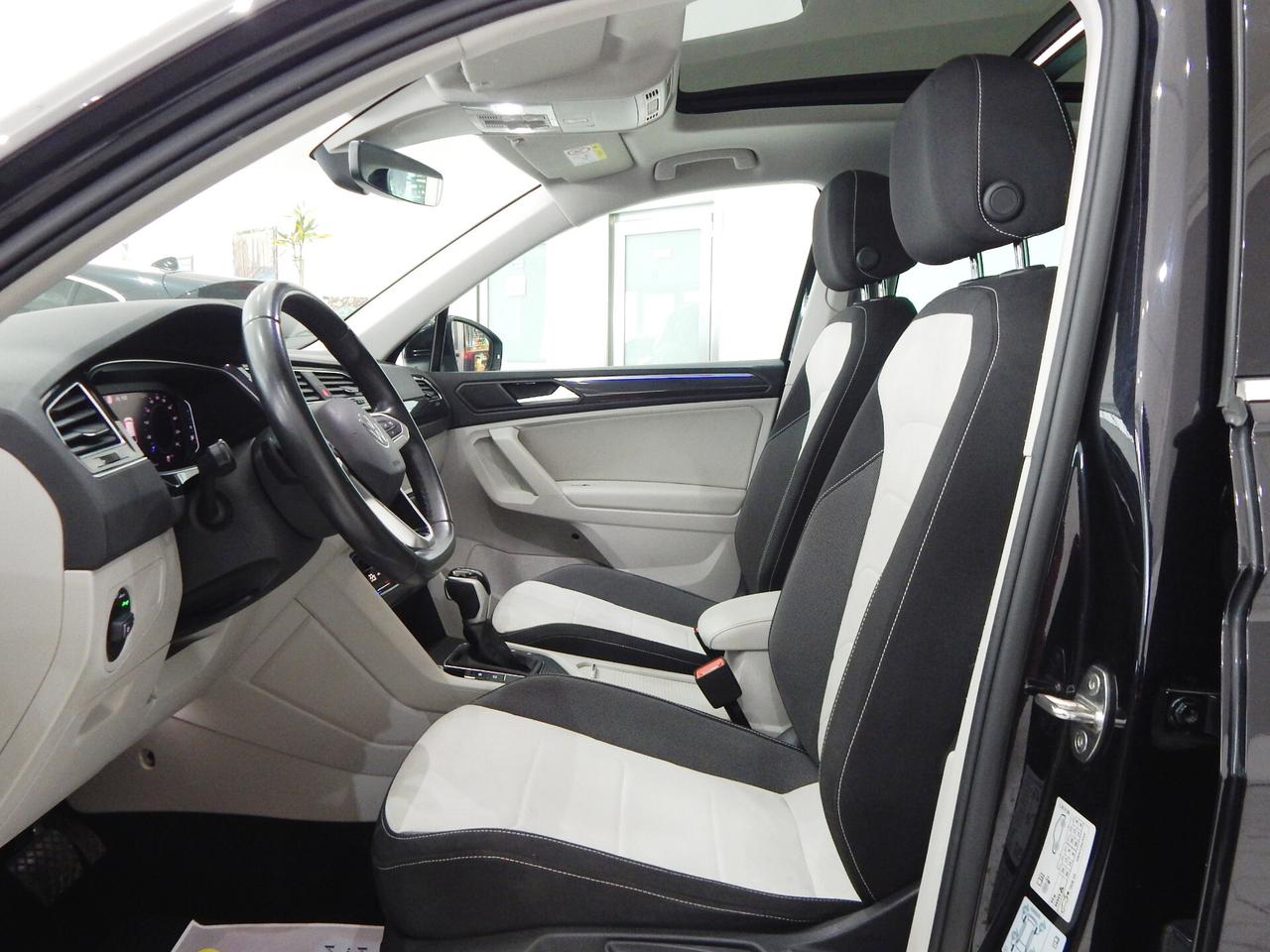 Volkswagen Tiguan 2.0 TDI Elegance 150cv DSG TETTO-NAVI-LED-PARK