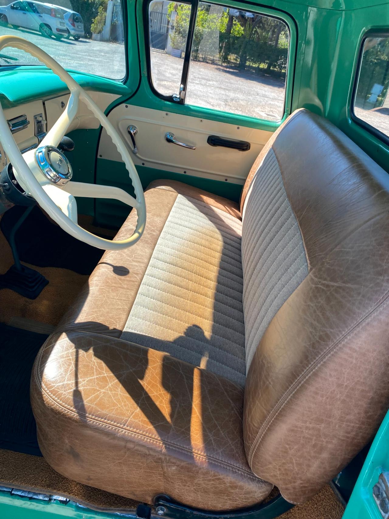 GMC 100 PICK UP