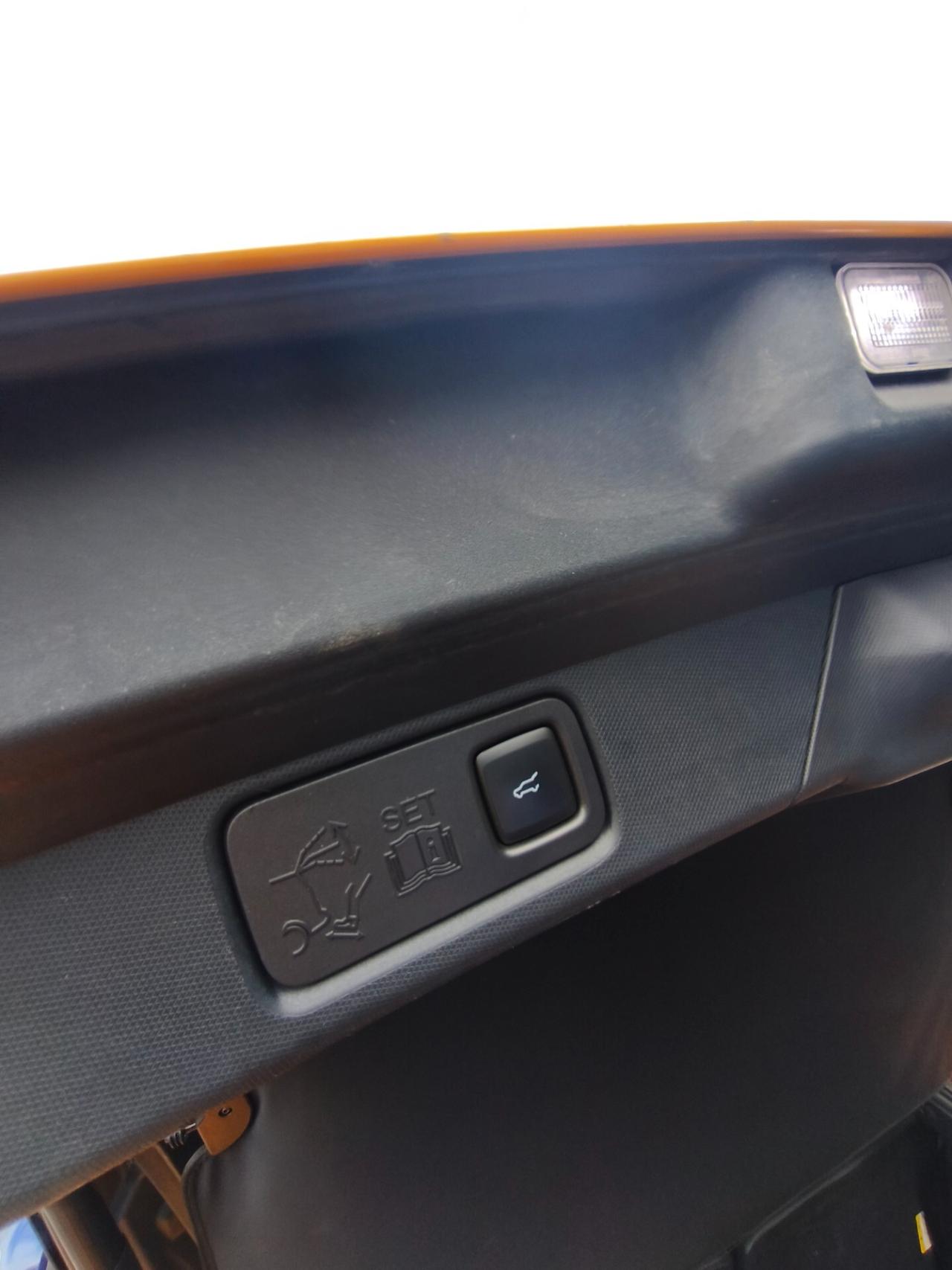 Ford Mustang Mach-E AWD Elettrico Standard 269CV Premium