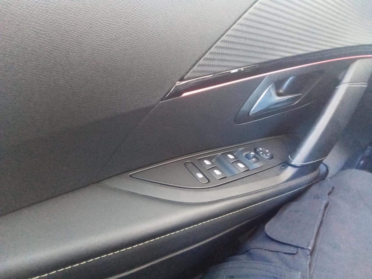 Peugeot 208 PureTech 130 Stop&Start EAT8 5 porte GT