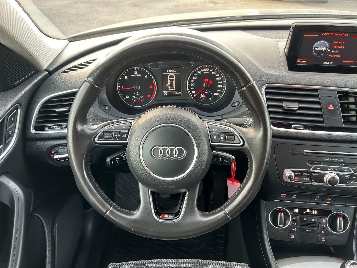 AUDI - Q3 - 2.0 TDI 150 CV S line