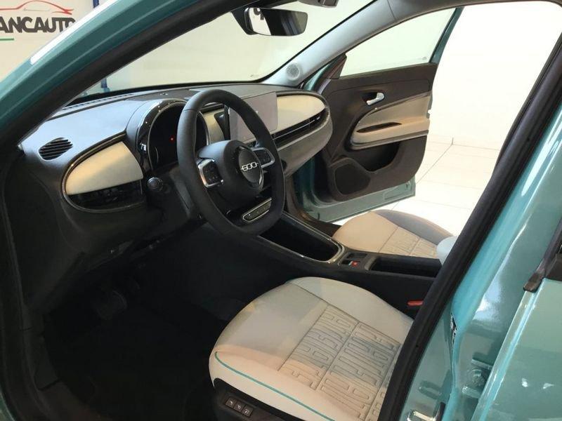 FIAT 600 1.2 Hybrid 110cv La Prima II