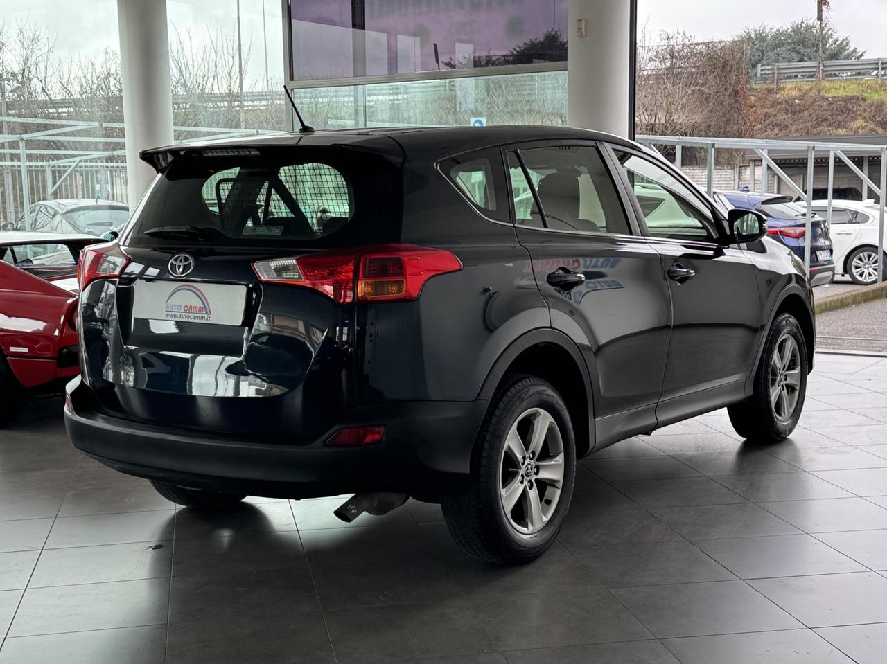 Toyota RAV4 2.0 d-4d Active 2wd 124cv mt