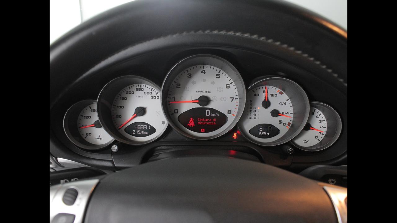 PORSCHE 911 V Carrera 997 - 911 Coupe 3.8 Carrera 4S