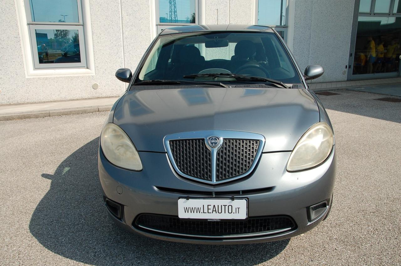Lancia Ypsilon 1.2 Oro