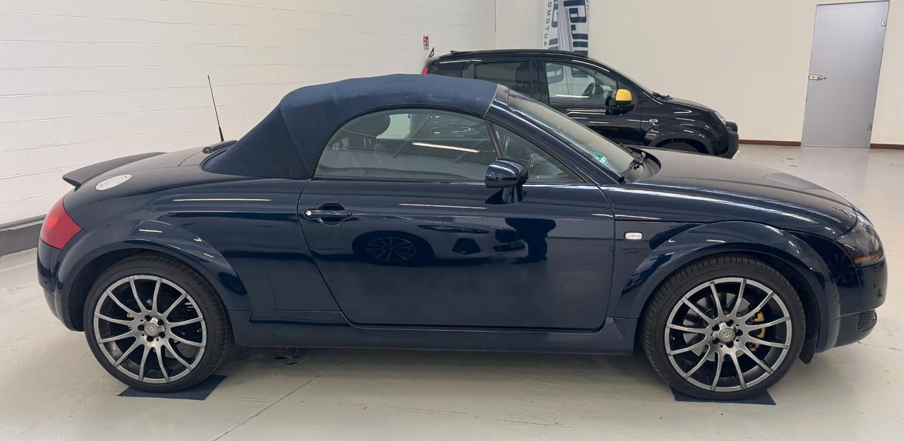 Audi TT Roadster 1.8 T 20V 180CV MANUALE
