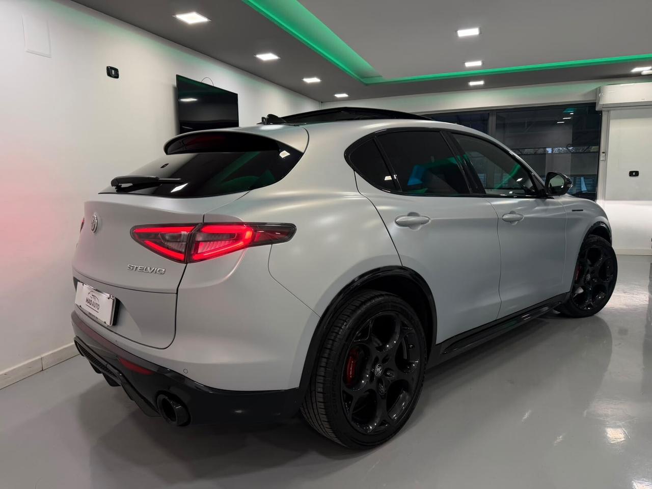 Alfa Romeo Stelvio 2.2 Turbodiesel 210 CV AT8 Q4 Tributo Italiano