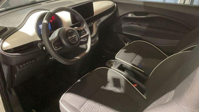 FIAT 500 500e Berlina 42 kWh
