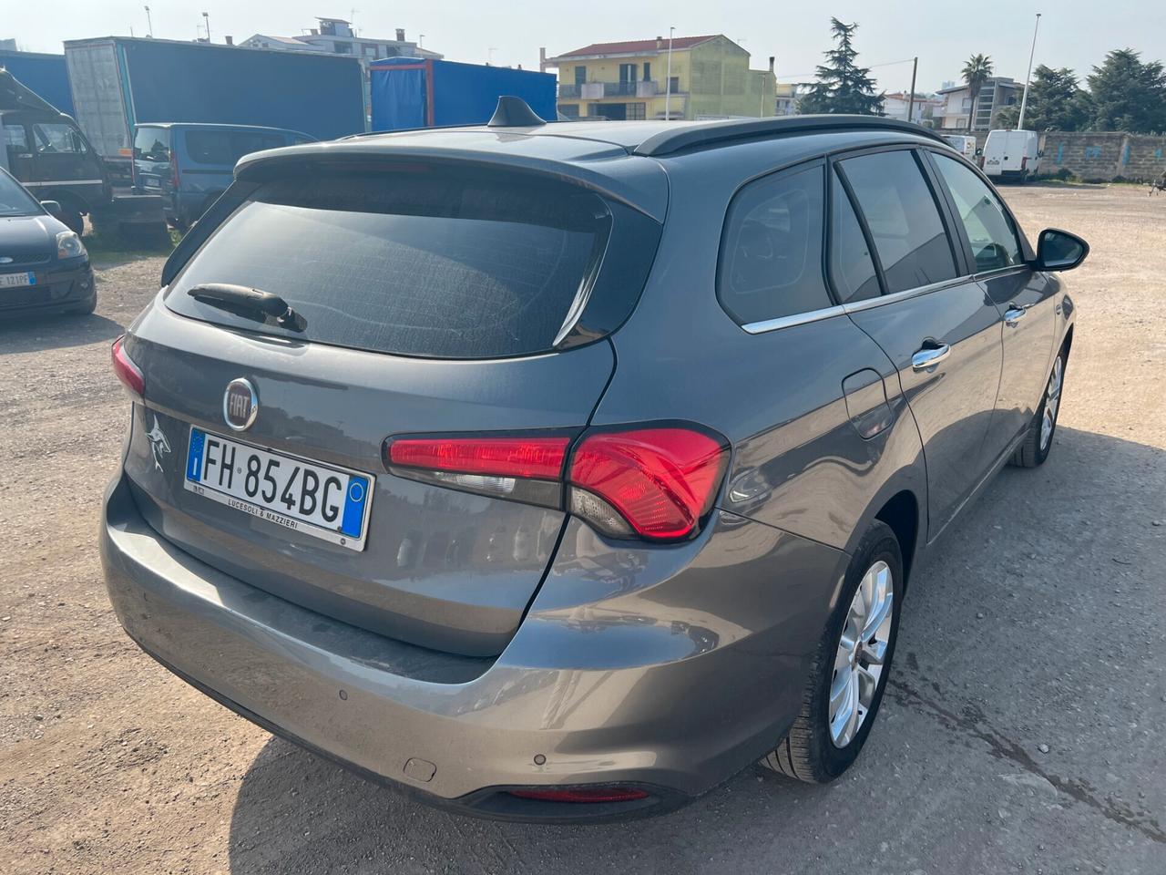 Fiat Tipo 1.6 Mjt S&S DCT SW Lounge
