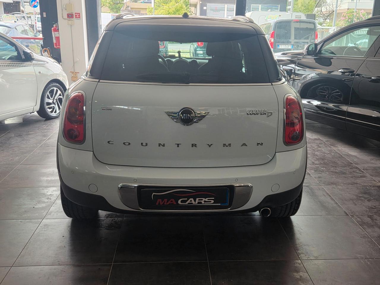 Mini Cooper Countryman 2.0 D Automatica