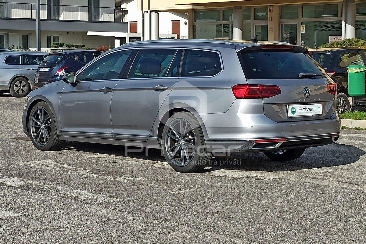 VOLKSWAGEN Passat Variant 2.0 TDI SCR EVO DSG Executive