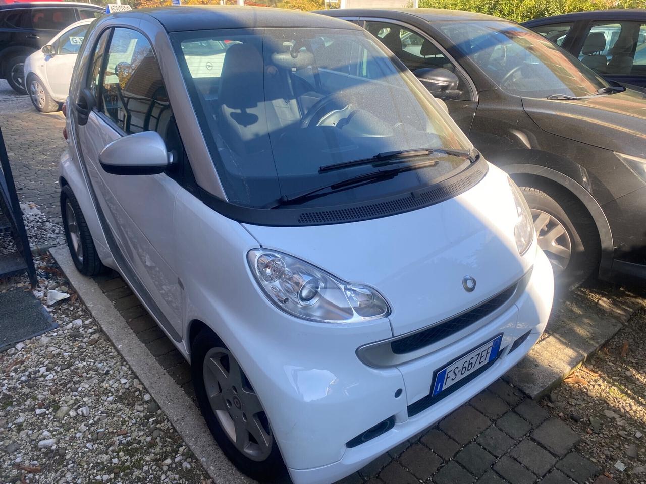 Smart ForTwo 800 40 kW coupé passion cdi