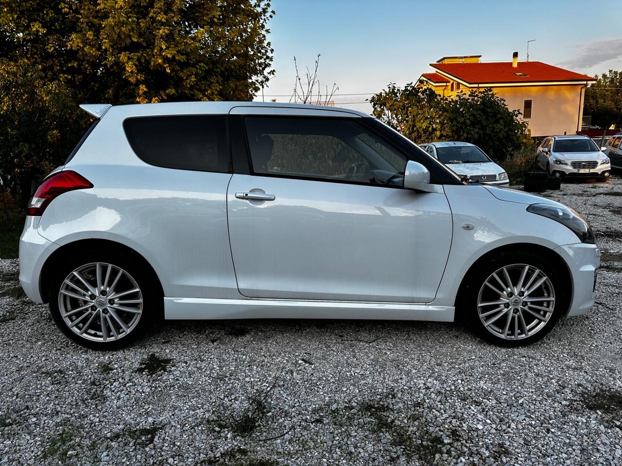 Suzuki Swift 1.6 VVT 3 porte Sport