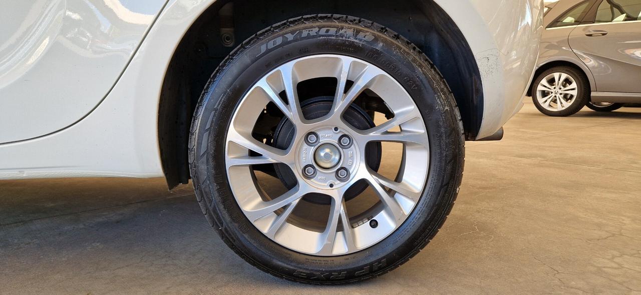 Lancia Ypsilon 1.2 69cv Platinum **35.000km**