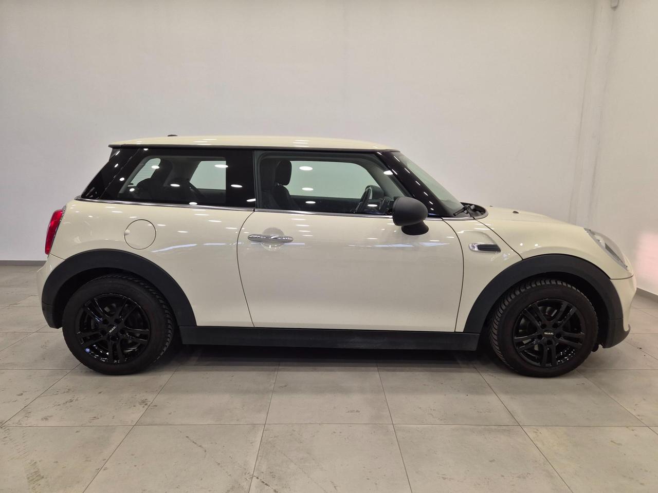 Mini Mini 3 Porte Mini 3p 1.5 One First 75cv - NEOPATENTATI