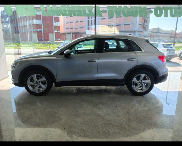 AUDI Q3 35 TDI S tronic Business Advanced