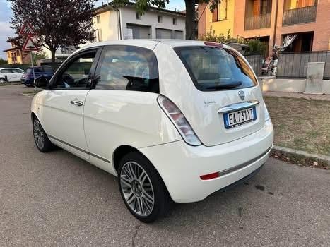 Lancia Ypsilon 1.4 E-Collection Ecochic GPL