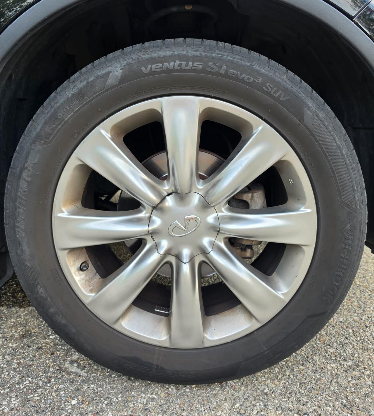 Infiniti FX 35