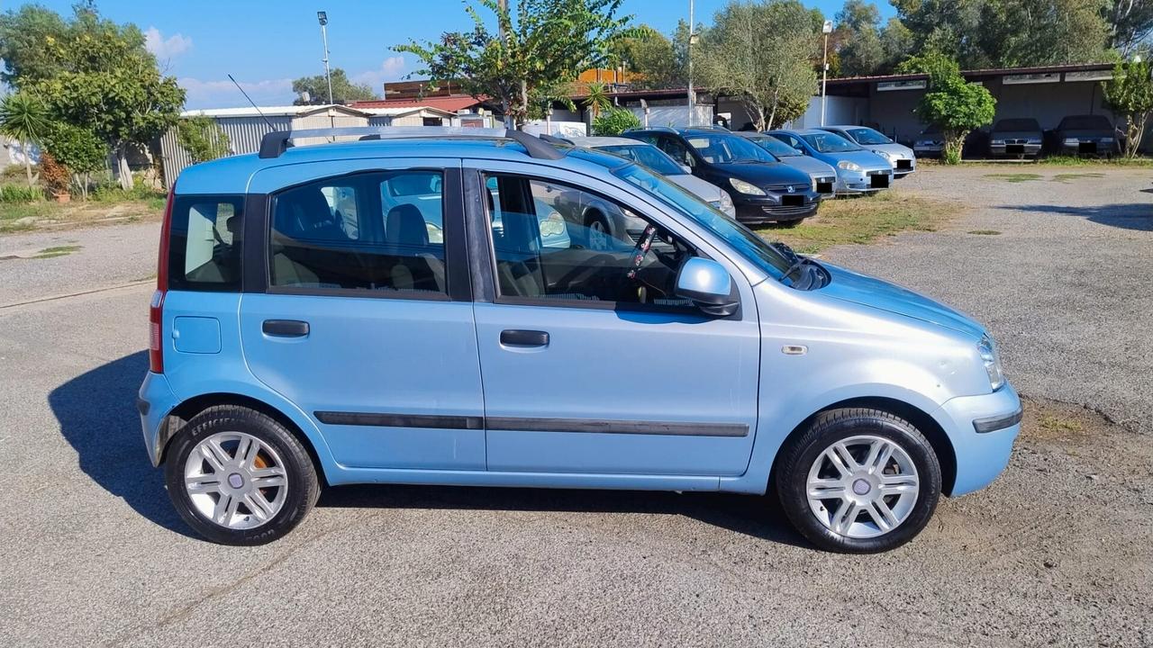 Fiat Panda 1.2 Emotion Dualogic