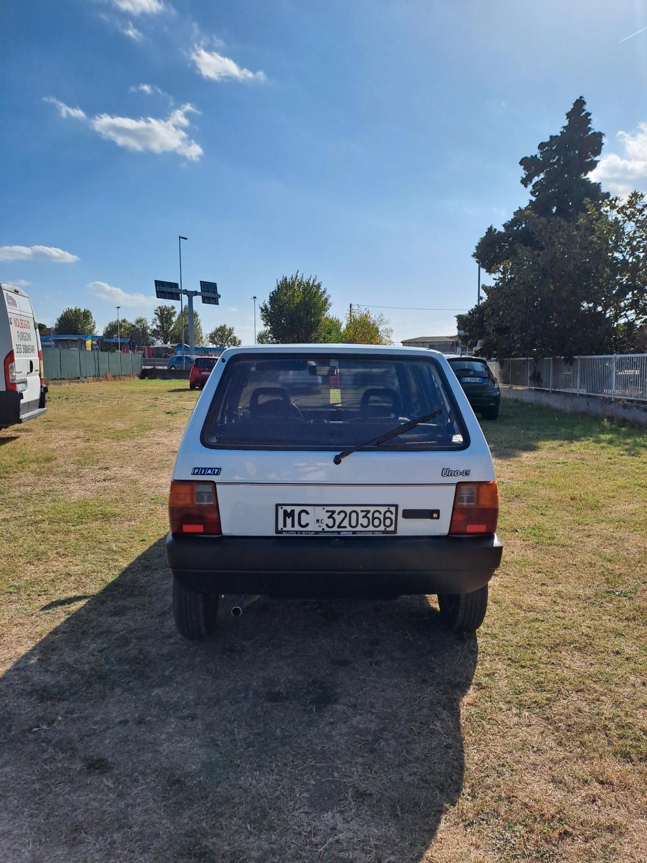 FIAT UNO STING 9.0 Benzina