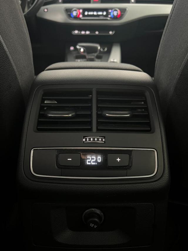 AUDI A4 Avant 35 TDI/163 CV S tronic S line edition