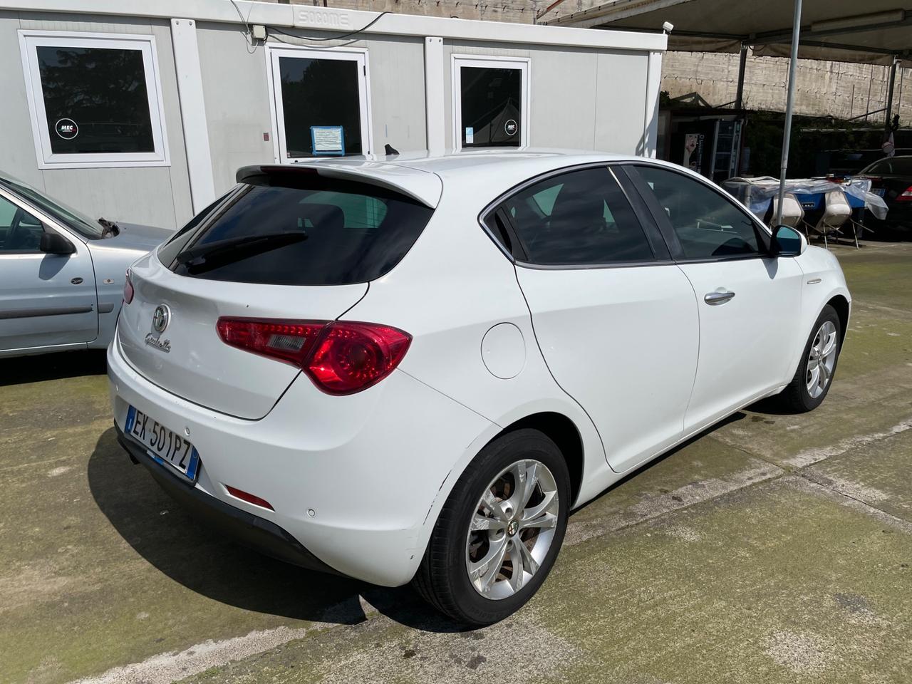 Alfa Romeo Giulietta 1.6 JTDm-2 105 CV Distinctive