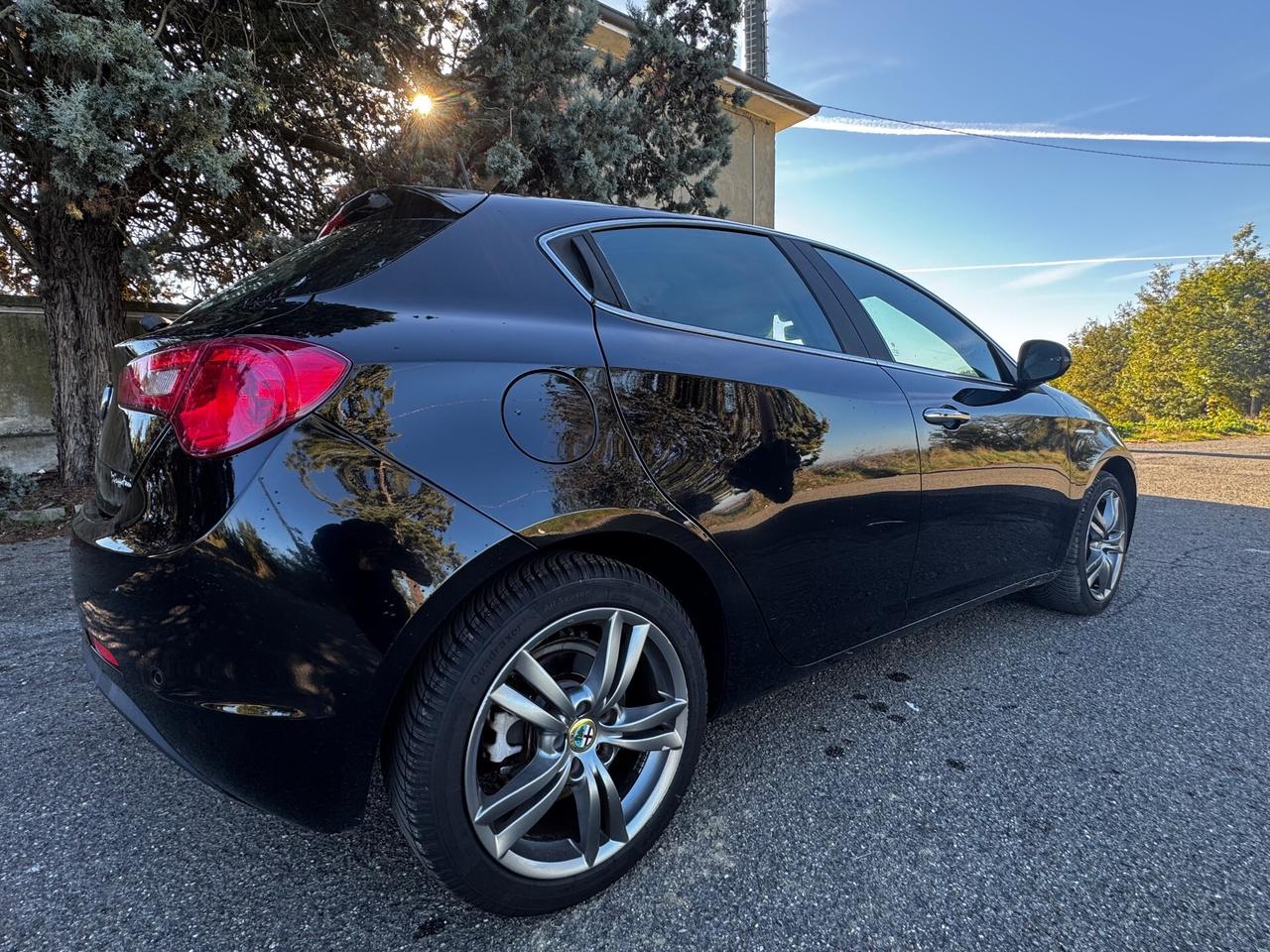 Alfa Romeo Giulietta 1.6 JTDm-2 105 CV Distinctive