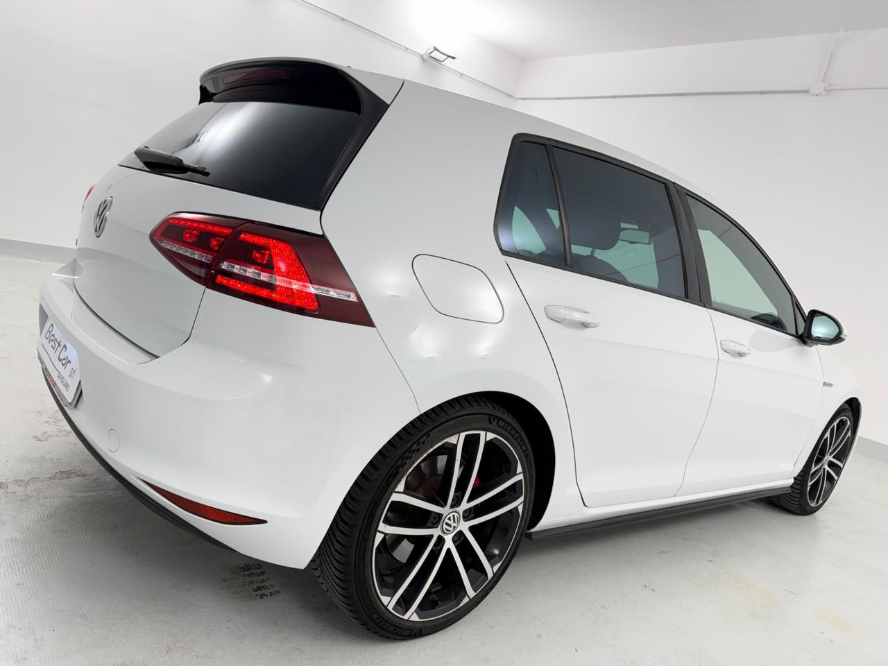 Volkswagen Golf GTD 2.0 TDI DSG 5p. BlueMotion Technology