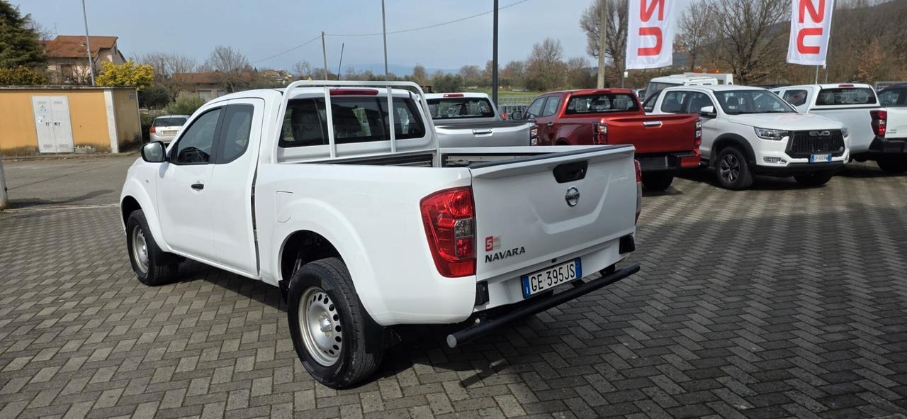 Nissan Navara 2.3 dCi 4WD King Cab Acenta